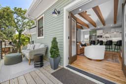 Boutique Luxury King Suite with Spa Bath & Balcony in Walkable East Nashville